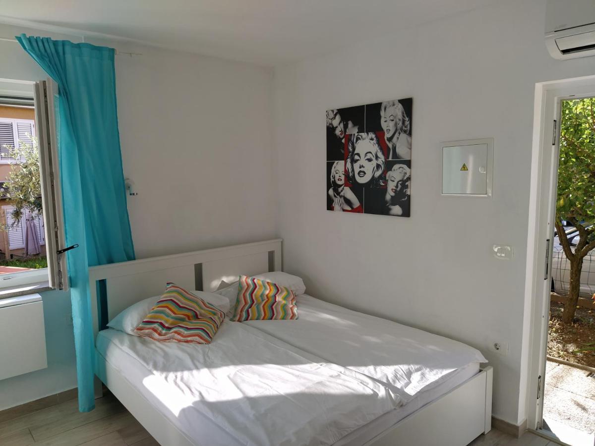 Apartments Buket Jagodje Εξωτερικό φωτογραφία
